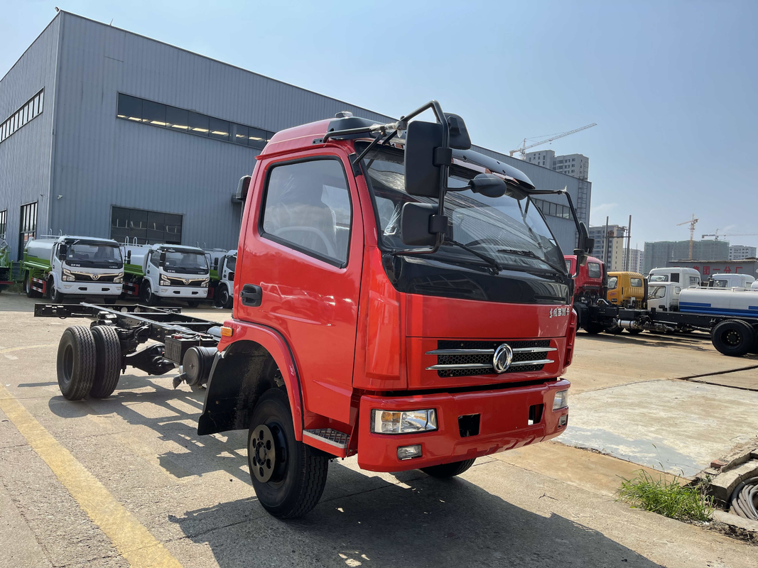 DF 4*4 Chassis 3,2 T gebruikten de Chassis van de de Tweede Hand140hp Vierwielige Aandrijving van de Tractorvrachtwagen