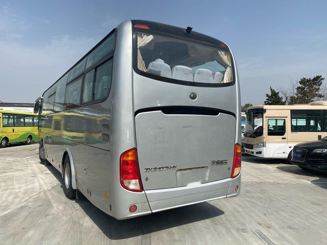 De tweede Handbus Yutong 47 Zetelspassagier Diesel per bus vervoeren gebruikte Bussen van de de Zetels de LHD Gebruikte Stad van Busbuses with leather