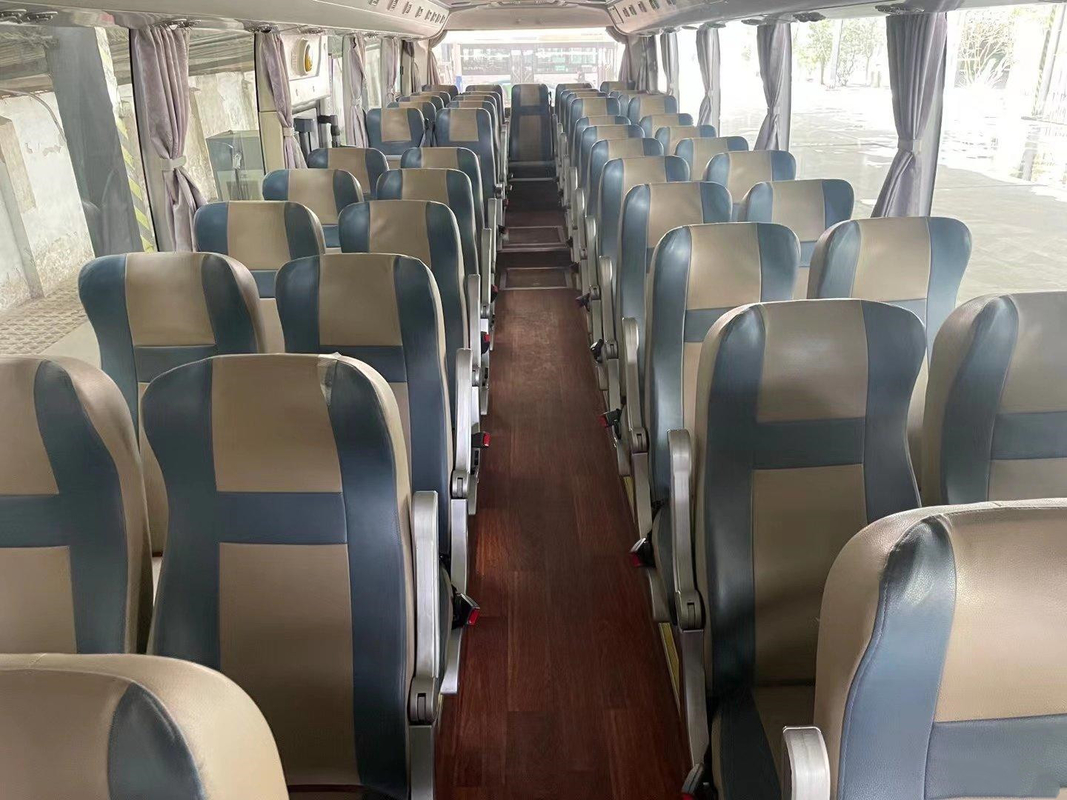 Yutong gebruikte de Stedelijke Bus van de Openbaar Vervoerbus Gebruikte Interlokale Luxe met Volledig Materiaal