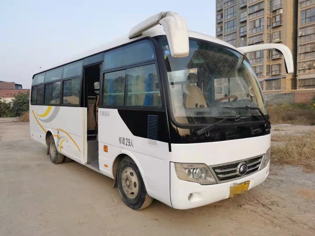 Linkeraandrijving Gebruikte van de Stadsbussen van Luxeyutong de Brandstofdiesel 30 Zetels Front Engine