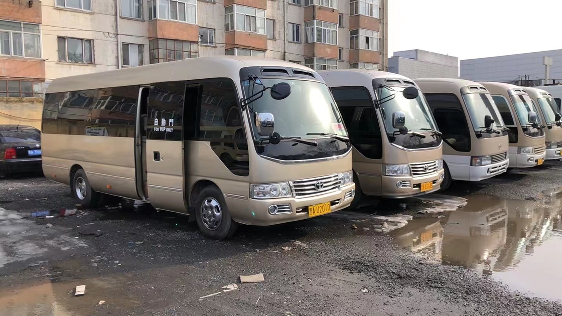 Toyota Gebruikte Onderlegger voor glazenbus 30 Benzine Brandstof Gebruikt Mini Bus 3RZ Front Engine Bus