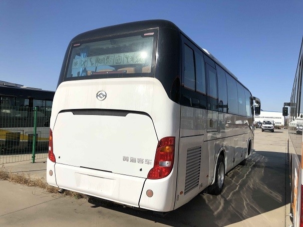 Bussen en Bussenmerk 34 van Huanghai Seater-Busvip Nieuwe de Passagiersbus van Busseat