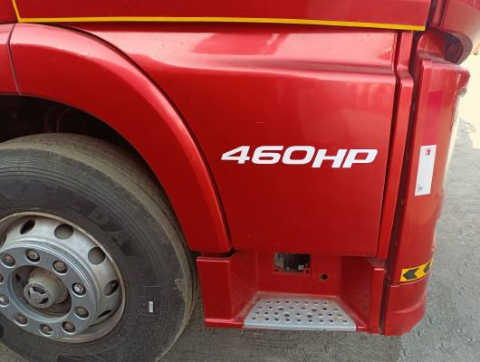 FAW Gebruikte die 8x4 18 Ton Cargo Trucks With 12wheels voor Ladingsgebruik in goede staat wordt gebruikt