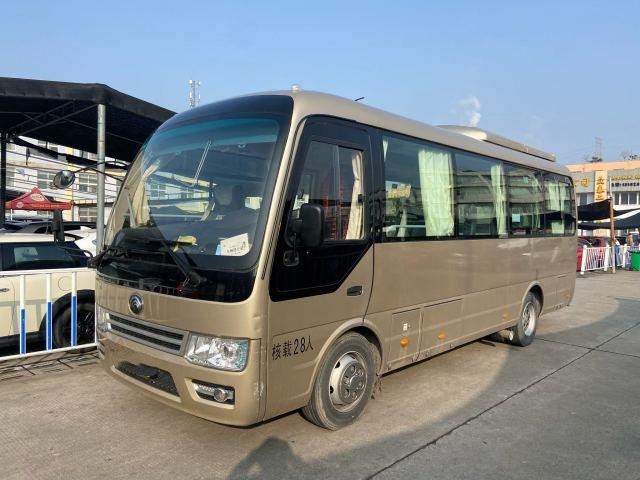 De Bussen van tweede Handyutong ZK6728 gebruikten Gouden de Motorbussen 28 van Kleurenyuchai het Jaar van Bus In 2019 van de Passagiersbus