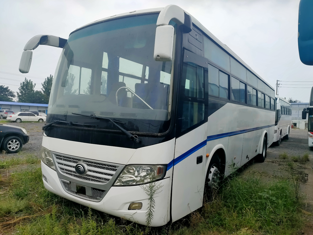 Gebruikt die Yutong-Bus 2018 Jaar in China Gebruikte Diesel LHD Bus Bus Used White 51 Zetels Front Engine Bus wordt gemaakt