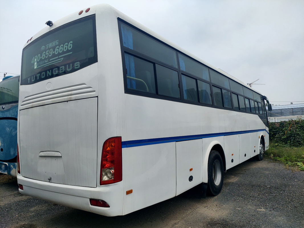 Gebruikt die Yutong-Bus 2018 Jaar in China Gebruikte Diesel LHD Bus Bus Used White 51 Zetels Front Engine Bus wordt gemaakt
