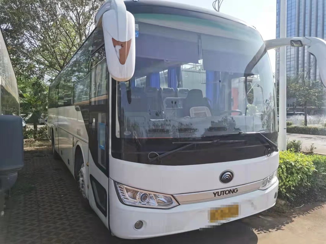 Het 60 Zetels 2016 Jaar gebruikte van de de Bus de Goedkope Prijs van Busbus used yutong ZK6115 Motor LHD van Cummins