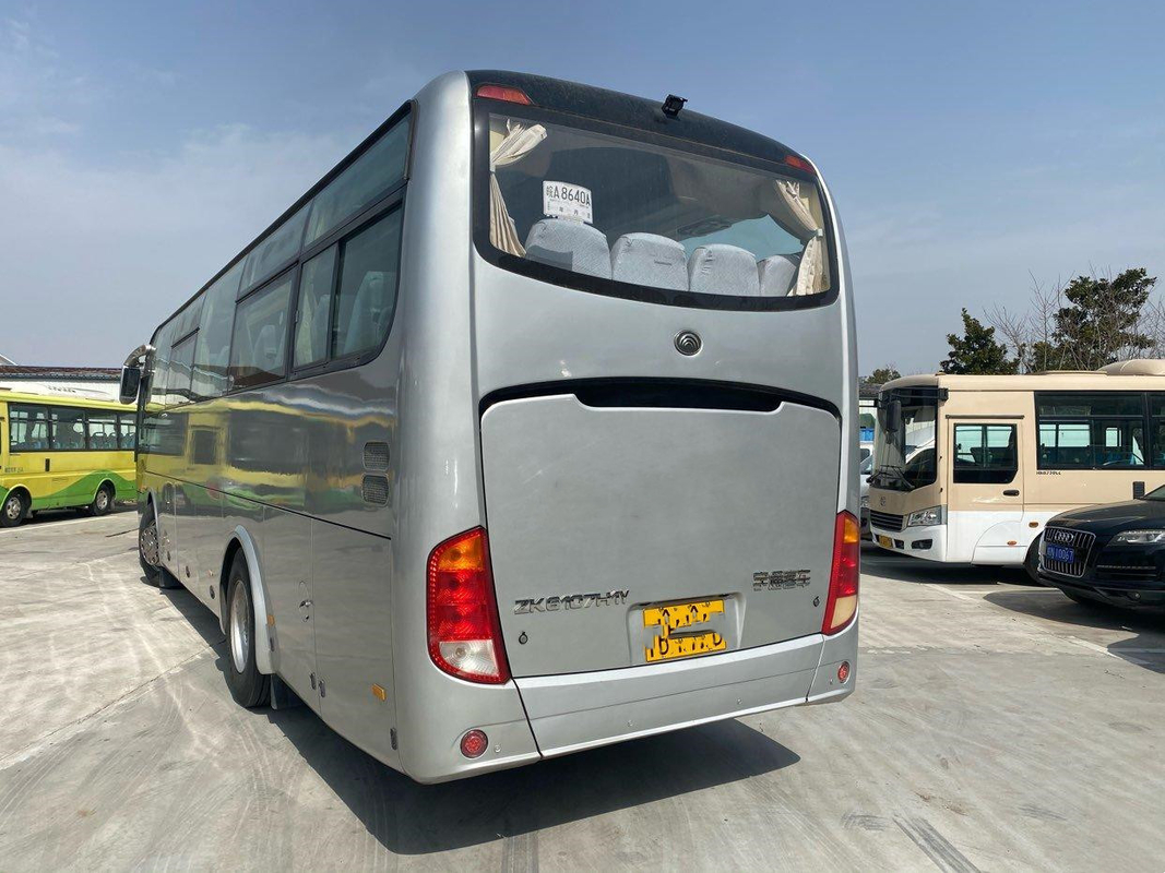 Van de Aandrijvingsbussen 49seats Tweede van Yutongbussen ZK6107 de Rechtse van de de Handaandrijving Bus Airbag Chassis