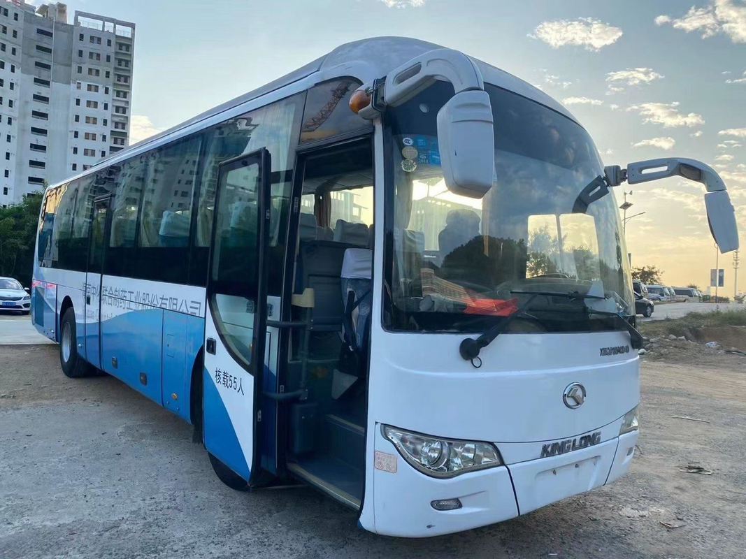 De Bussenbus Used 55seats Twee Deureneuro IV 2+3layout van Long XMQ6110 van de buskoning