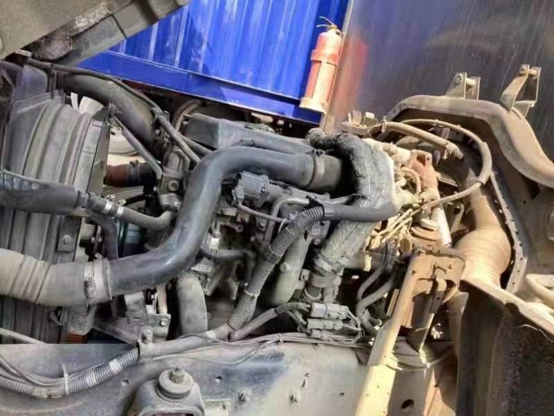 ISUZU Cargo Truck Second Hand-Doostype Vrachtwagen Snelle Versnellingsbak 9.6m Lengte