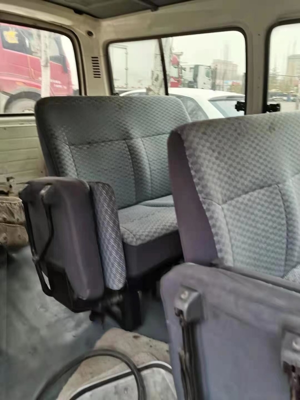 12 de zetels Benzine Gebruikte Hiace vervoeren de 2de Bus van het Jaartoyota Hiace van Handmini bus 2008 per bus