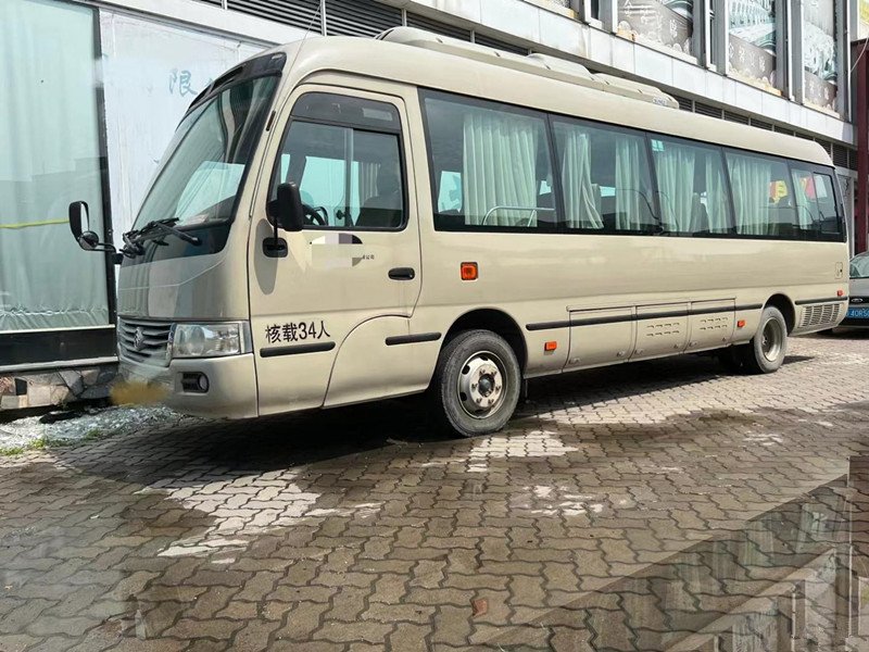 34 de zetels gebruikten Onderlegger voor glazen Bus Gebruikt Mini Bus XML6809 met Elektrische Motor Linkerleiding