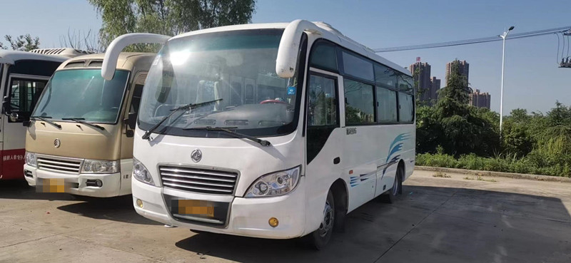 2016 Jaar 19 Zetels Gebruikte Bus Tweede Hand Dfac Mini Bus Left Hand Drive Geen Ongeval 2 As