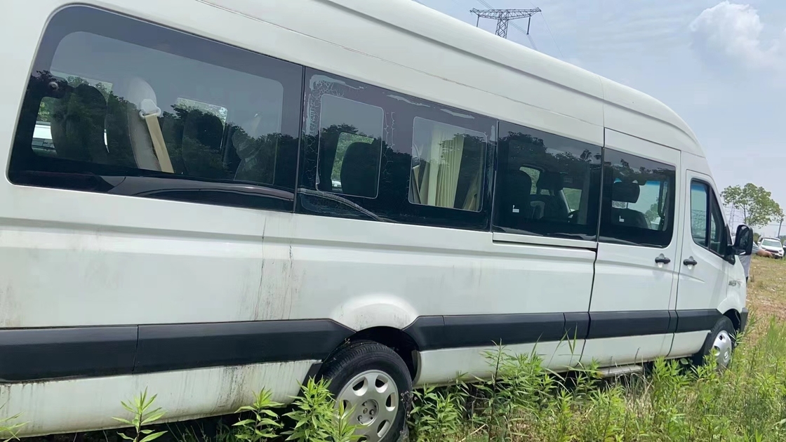 2017 Jaar 17 Zetels Gebruikte JAC Bus Gebruikte Mini Bus Diesel New Stock-Bus in goede staat