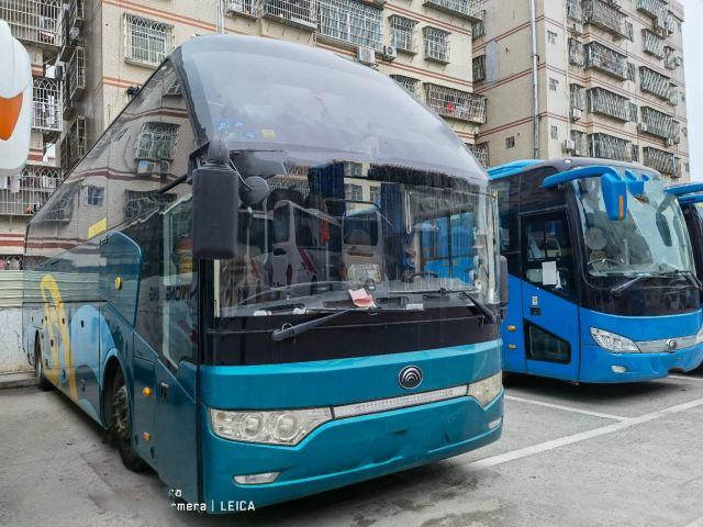 De eerste Bus ZK6122H 51 Achter de Motorbus Luxury van Yutong van de Klassen Rechtse Aandrijving van Seater