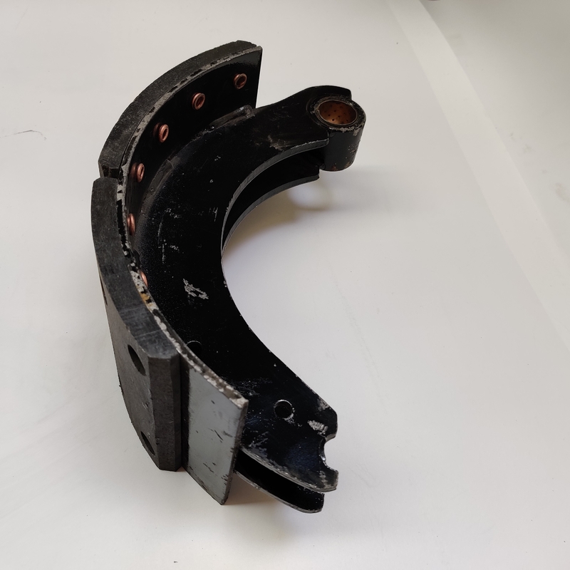 Hoog - kwaliteitsvrachtwagen Extra Achteralex brake shoe with linings voor Zware Vrachtwagen
