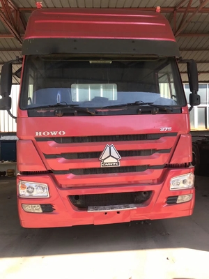 Op zwaar werk berekende Sinotruk Howo gebruikte 10 de Vrachtwagen van de Wielen6x4 Tractor met 371Hp voor Verkoop