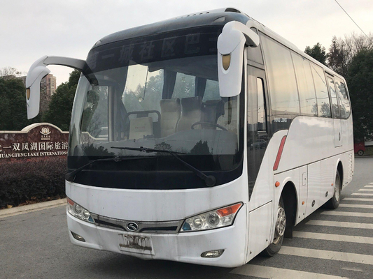 De tweede Handbus Kinglong gebruikte van de de Motoremissie van Busbus yuchai diesel Euro 3