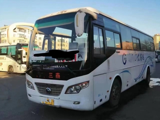 Gebruikte Diesel Bus Yutong ZK6102D Front Engine Used 43 Passagiersbus 162kw