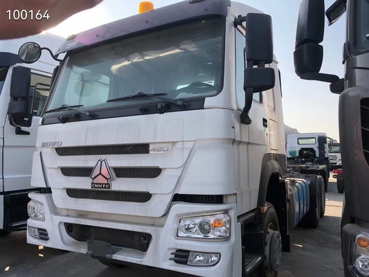 Gebruikte Howo-Vrachtwagens 6*4 371hp Verlaten Leiding Gebruikte Tractor Eenheden Chineesvrachtwagen