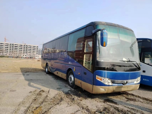 Gebruikte Passagiersbus 51 Zetels verdubbelt van de de Lenteopschorting van het Deurenblad de Motor Jong Tong Bus van Weichai