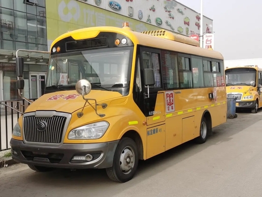 Meet aankoop Gebruikte Schoolbus 41 Zetels 7 de Glijdende Bus ZK6729D van Vensters 2de Yutong