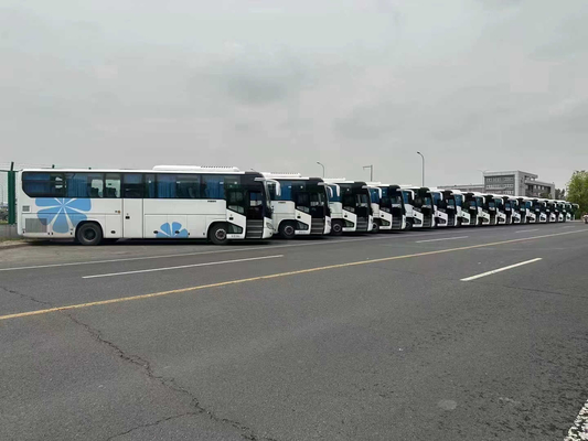 Gebruikte Witte Kleur 50 de Lente van van het Zetelsblad 2018 van de de Motor 2de Hand van de Jaar de Middendeur Zeldzame Bus ZK6119 van de Luxebus van Yutong