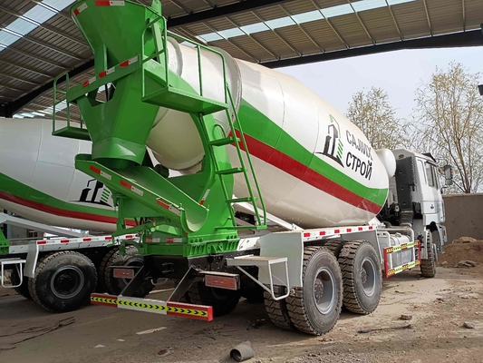 De gebruikte Vrachtwagen die van de Cementmixer Dynamisch Volume 5m ³ bewegen schatte Ladingsgewicht 11 Ton Weichai-van de Motor6×4 Aandrijving de Wijze