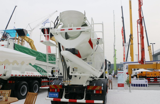 Betontrucks te koop Sany Mixer Truck 8m3 Tanker Capaciteit 313 pk Motor Snelle transmissie