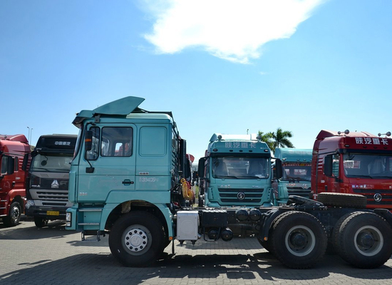 Truck Tractor Hoofd Shacman F3000 Paard 10 Wielen 336 pk Dagelijkse transport van industriële producten