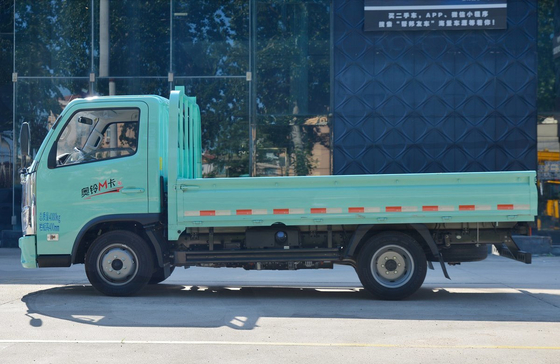 Gebruikte vrachtwagen met een enkele cabine Foton lichte vrachtwagen platte bed 3,7 meter lang Doule achtertesten