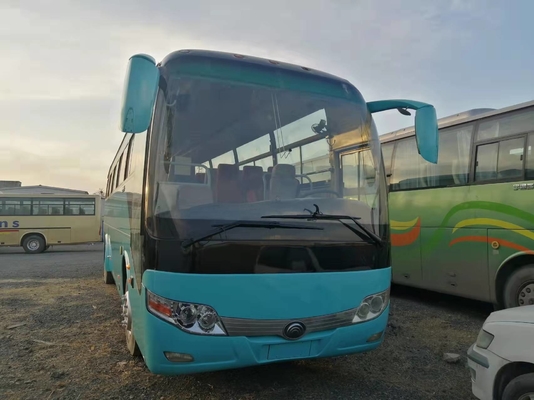60 de Dieselmotoryutong Gebruikte Bus Bus For Commuter van de Zetels 2015 Jaar Gebruikte Bus Zk6110