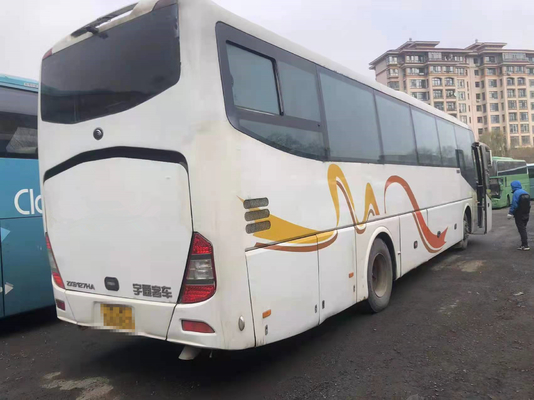 Gebruikte van de de Passagiersbus van Yutong ZK6127 Achter de Motor Linkeraandrijving van Bus 206kw 100km/H