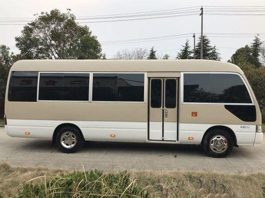 De tweedehandse Toyota-de Benzinebus van de Onderlegger voor glazenbus 3TR gebruikte 23 Zetels Mini Buses in het Jaargebruik van 2013